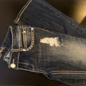 Almost Famous flared jeans